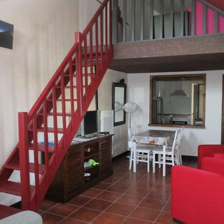 Vila Chez Bari Bourbon-lʼArchambault Exteriér fotografie